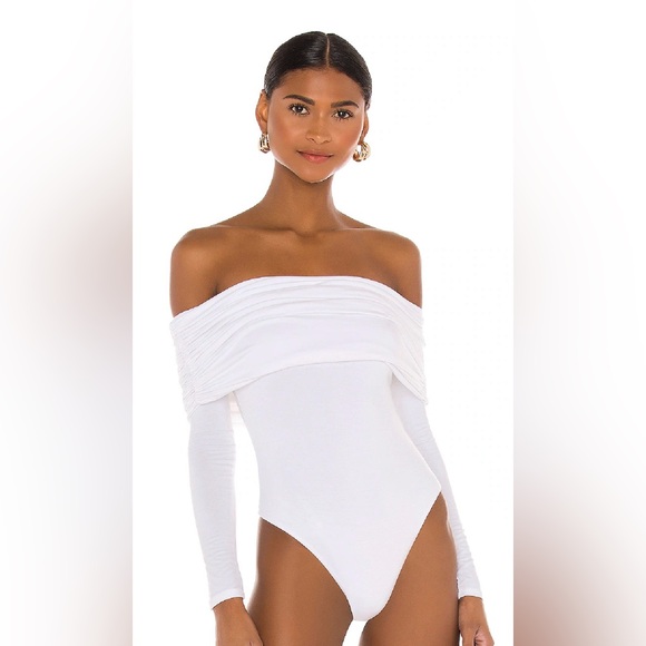 Fatima bodysuit in Black - Picture 2 of 8